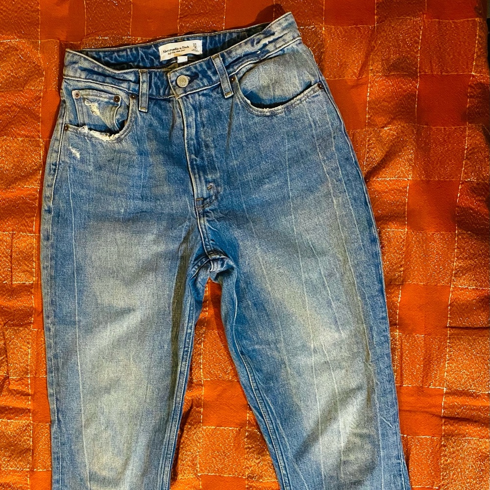 Women's Abercrombie & Fitch Jeans